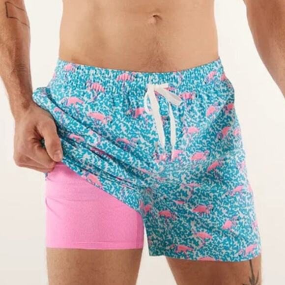Chubbies Performance The Domingos Are For Flamingos Lined Swim Trunks 5.5" - Picture 1 of 7